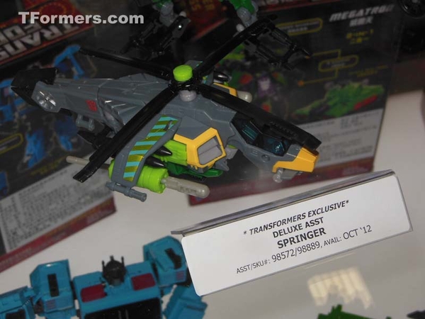 Sdcc 2012 Toys R Us Transformers Generations Asia Exclusive Springer 1  (108 of 141)